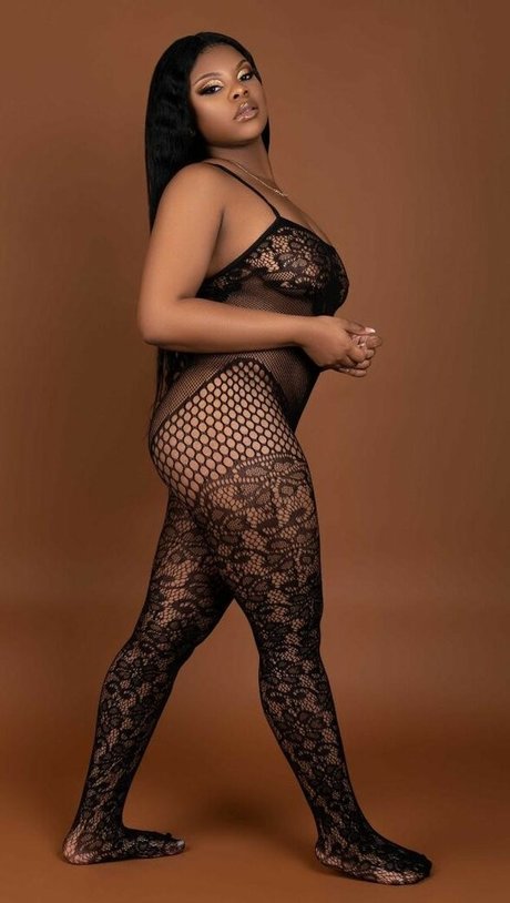 ChariseTheGoat naked onlyfans