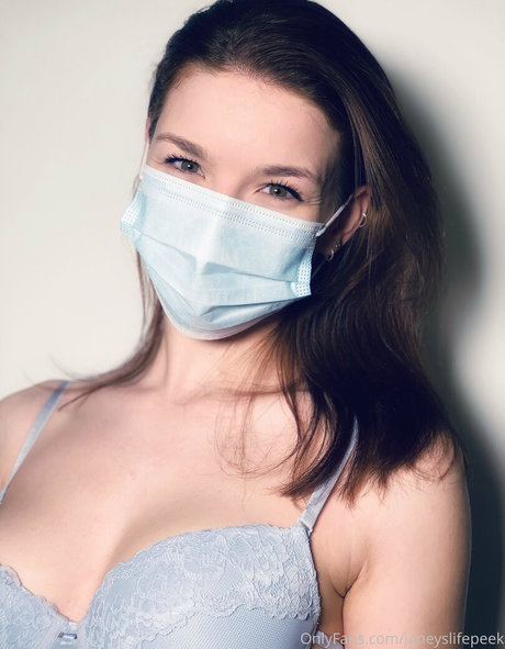 janeyslifepeek Profile pic