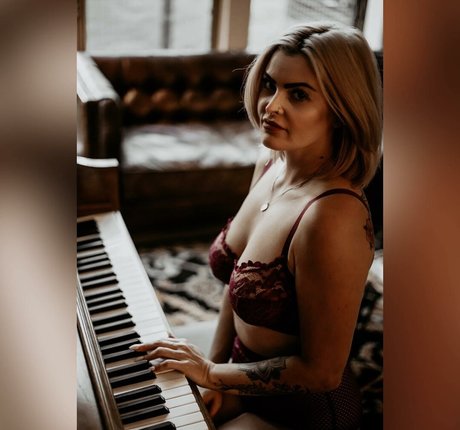 Natalie Rose onlyfans nudes