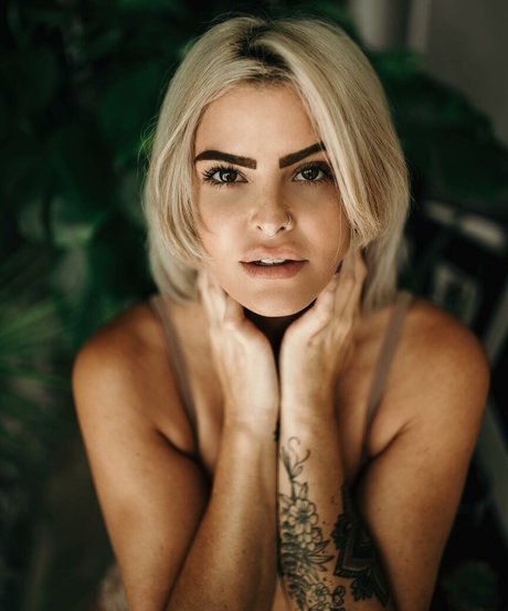 Natalie Rose onlyfans leak ass