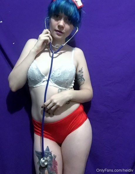 Heidiv onlyfans model