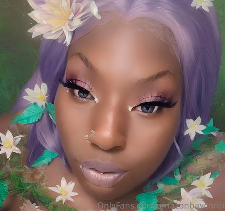 amazonbaycardi naked on onlyfans