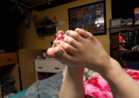sweetbluetoes onlyfans pics