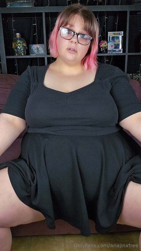 ariajinxfree only fans pictures