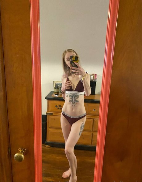 lonelylizards onlyfans leaks nudes