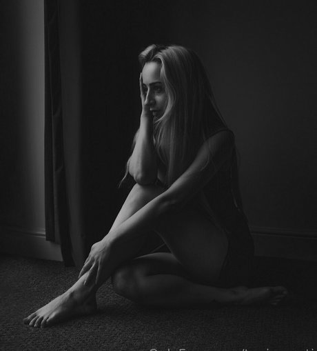 taniaaresti onlyfans porno