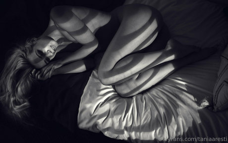 taniaaresti nudes only fans