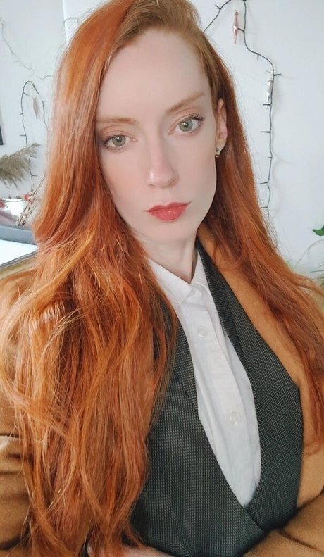 Miss Chloe ASMR porn only fans