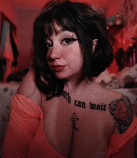 Heloisa CDNX nude on onlyfans