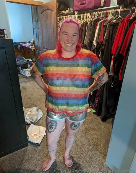 laur zombi onlyfans leaks xxx