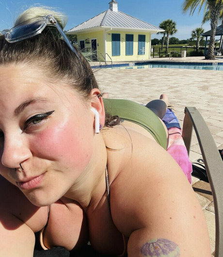 Olive Mass Beauty onlyfans sextape