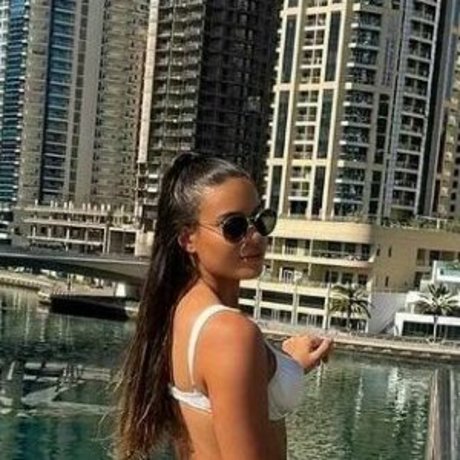 Chiara Pugliesi onlyfans images