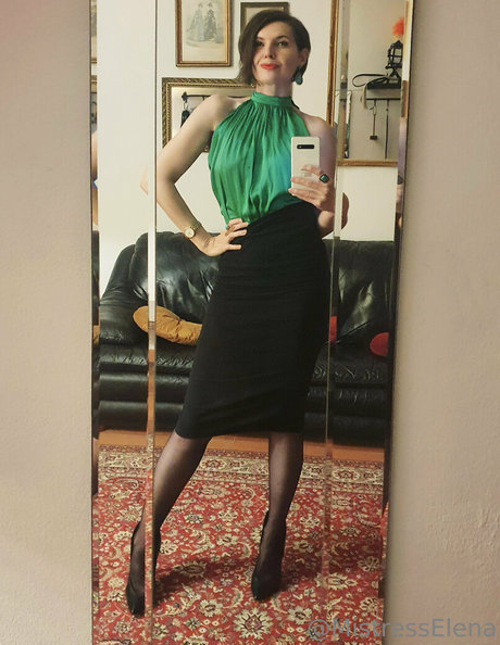 mistresselena en onlyfans