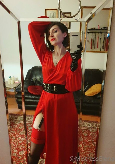 mistresselena onlyfans pic