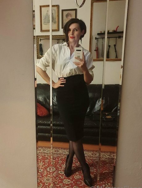 mistresselena onlyfans porn leak