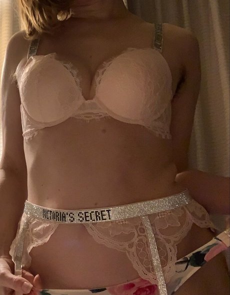 andiefromny boobs onlyfans