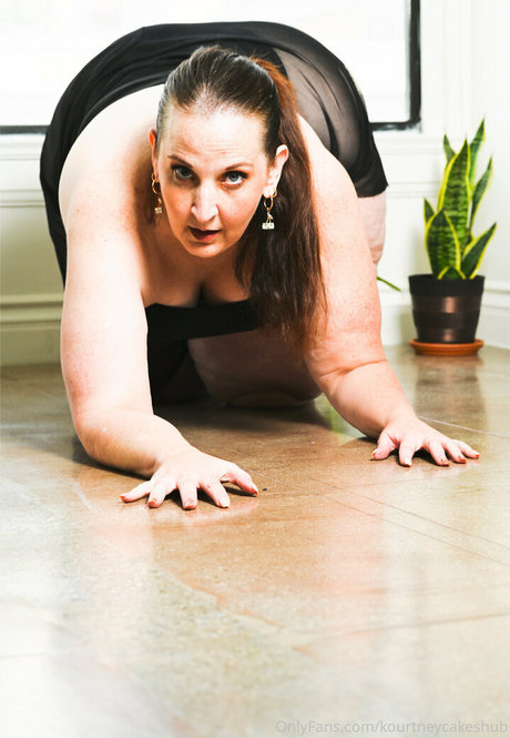 kourtneycakeshub porn onlyfans