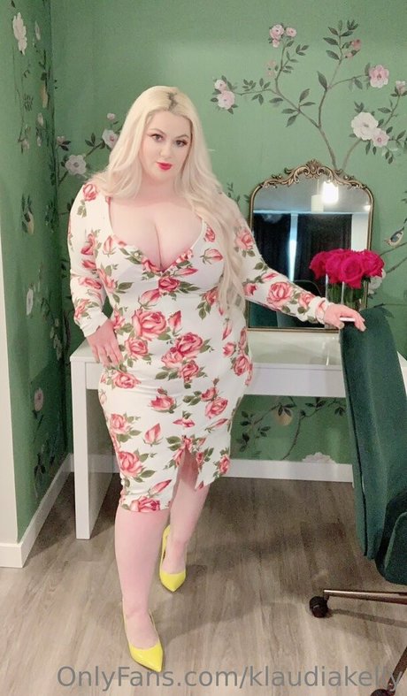 klaudiakelly onlyfans naked