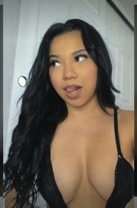 darlizzzzzzle onlyfans leaked.