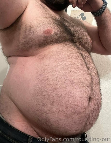 rounding out nude on onlyfans