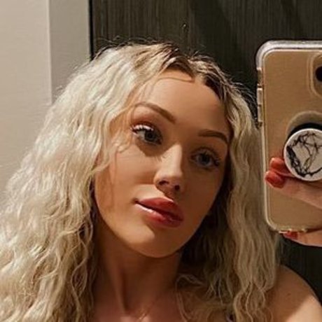 RichGirlRising onlyfans sex leak