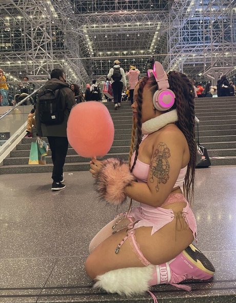 Kikicheea onlyfans strip