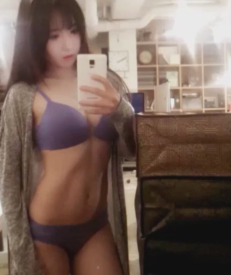 Lee Lyn onlyfans leaks naked