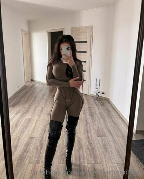 anniediamondfree Profile pic