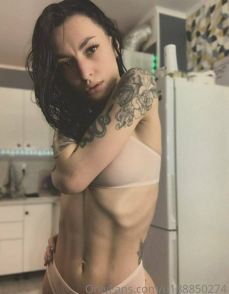 mikki likki only fans pic