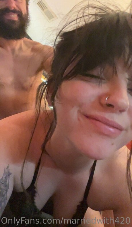 marriedwith420 onlyfans leak