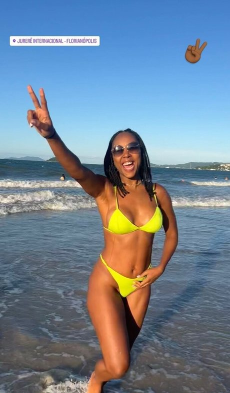 Negra Li onlyfans leaks.