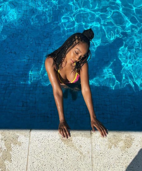 Negra Li onlyfans posts