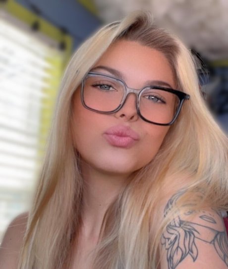 Corey Maison onlyfans leakes