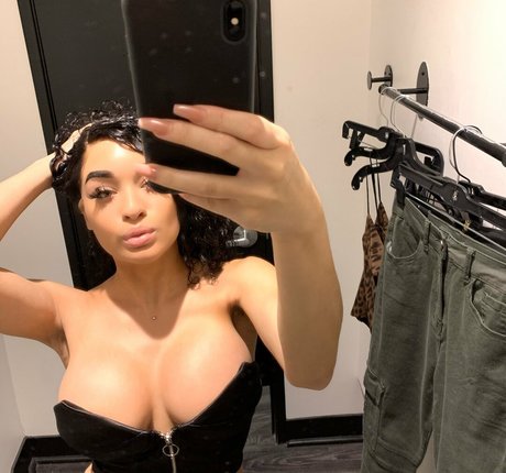 realmyalashaun topless onlyfans