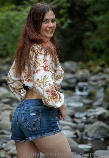 nikkisapphire onlyfans images