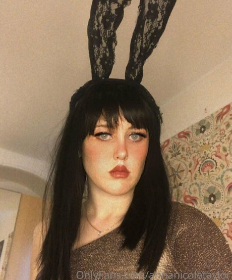 annanicoletaylor onlyfans leak xxx