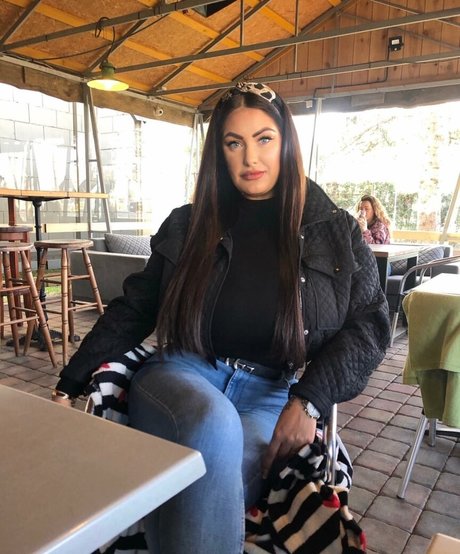 Agne Agnieska Profile pic