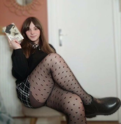 Alix Fembug onlyfans nude leaked