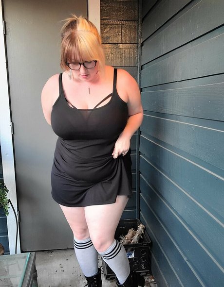 dominosweets tits onlyfans