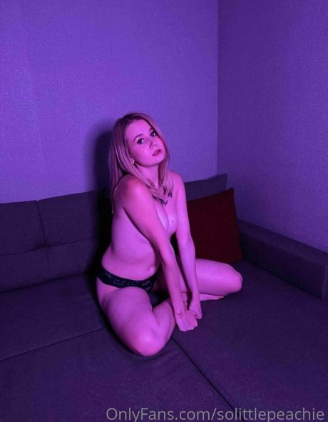 solittlepeachie desnuda onlyfans