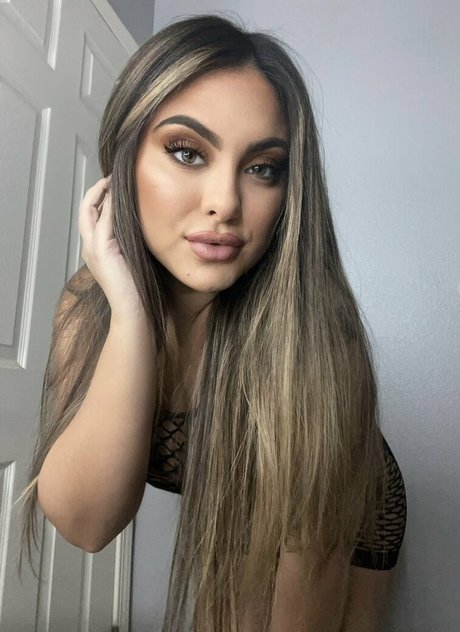 lovelinny onlyfans leaked dirtyship