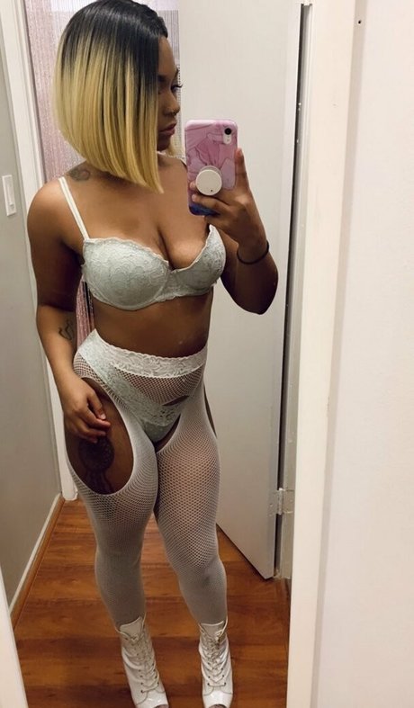 averyjane onlyfans model