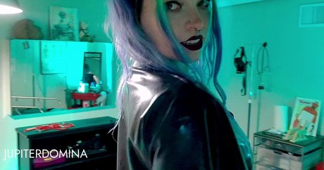 jupiterdomina naked onlyfans pics