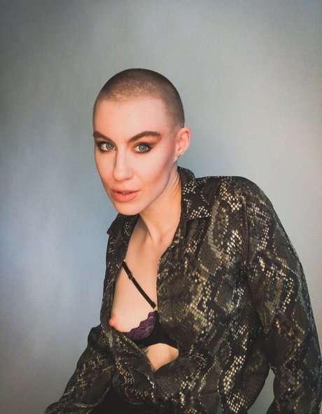 DanikaXIX onlyfans boobs