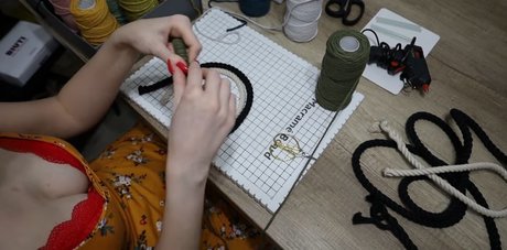 LittleBee onlyfans leajs