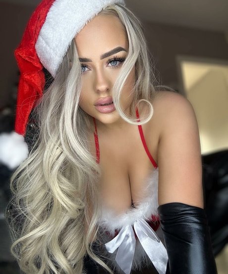 Rosie Rendell nude onlyfans pics