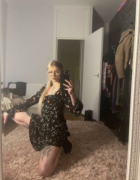 xo nicolavictoria onlyfans photo