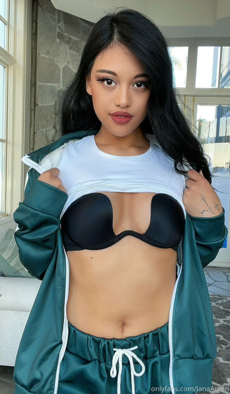 janaamari nude on onlyfans