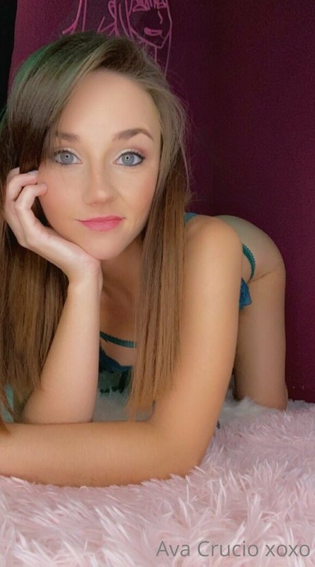 avacruciofree naked onlyfans leaks