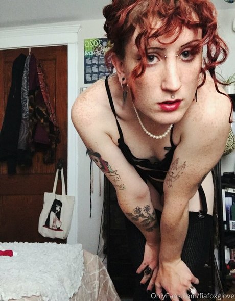 fiafoxglove onlyfans model photos